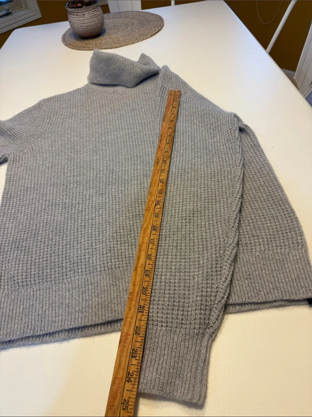 Todd Snyder Light Grey Heather Waffle Cashmere Turtleneck Sz M. New